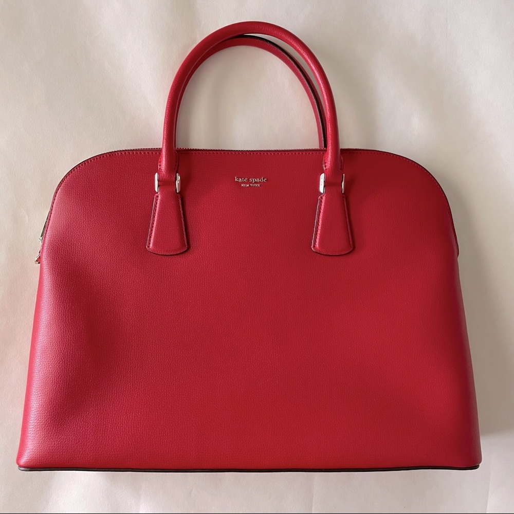 EUC Kate Spade Sylvia universal slim Laptop Bag (with shoulder strap)